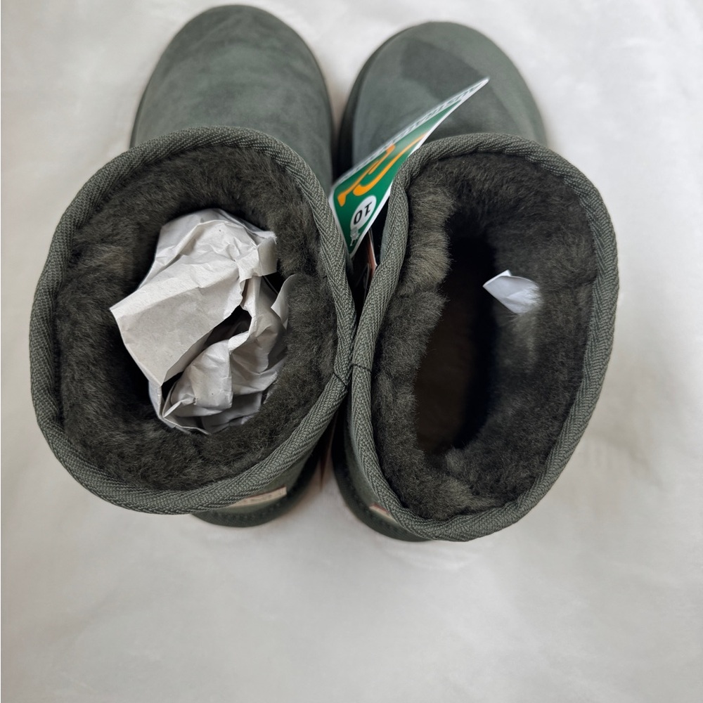 NWT Since 1974 ultra mini uggs - Picture 5 of 8